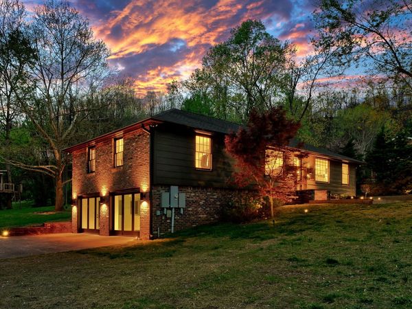 105 Dogwood Ln, Franklin, TN 37064