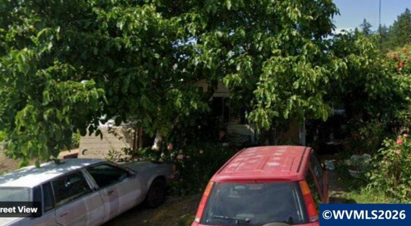 173 Rosewood Dr Nw, Salem, OR 97304 Main Photo