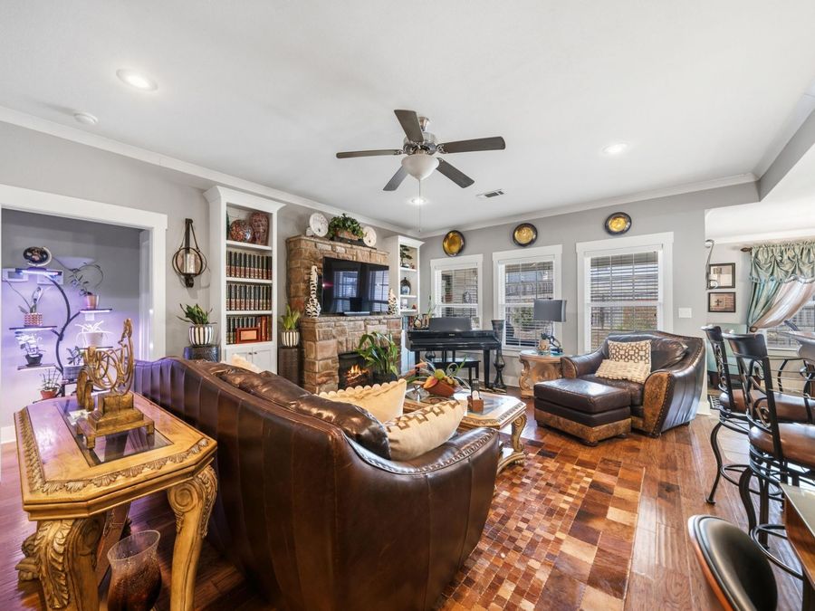 Property Image 4