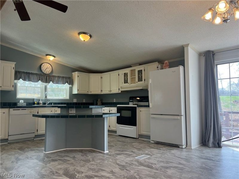 56877 Skyline Drive, Senecaville, OH 43780 Photo 7
