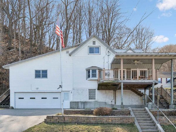 751 Pearl Street, Lansing, IA 52151