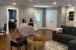 114 Emanuel Drive  photo 4