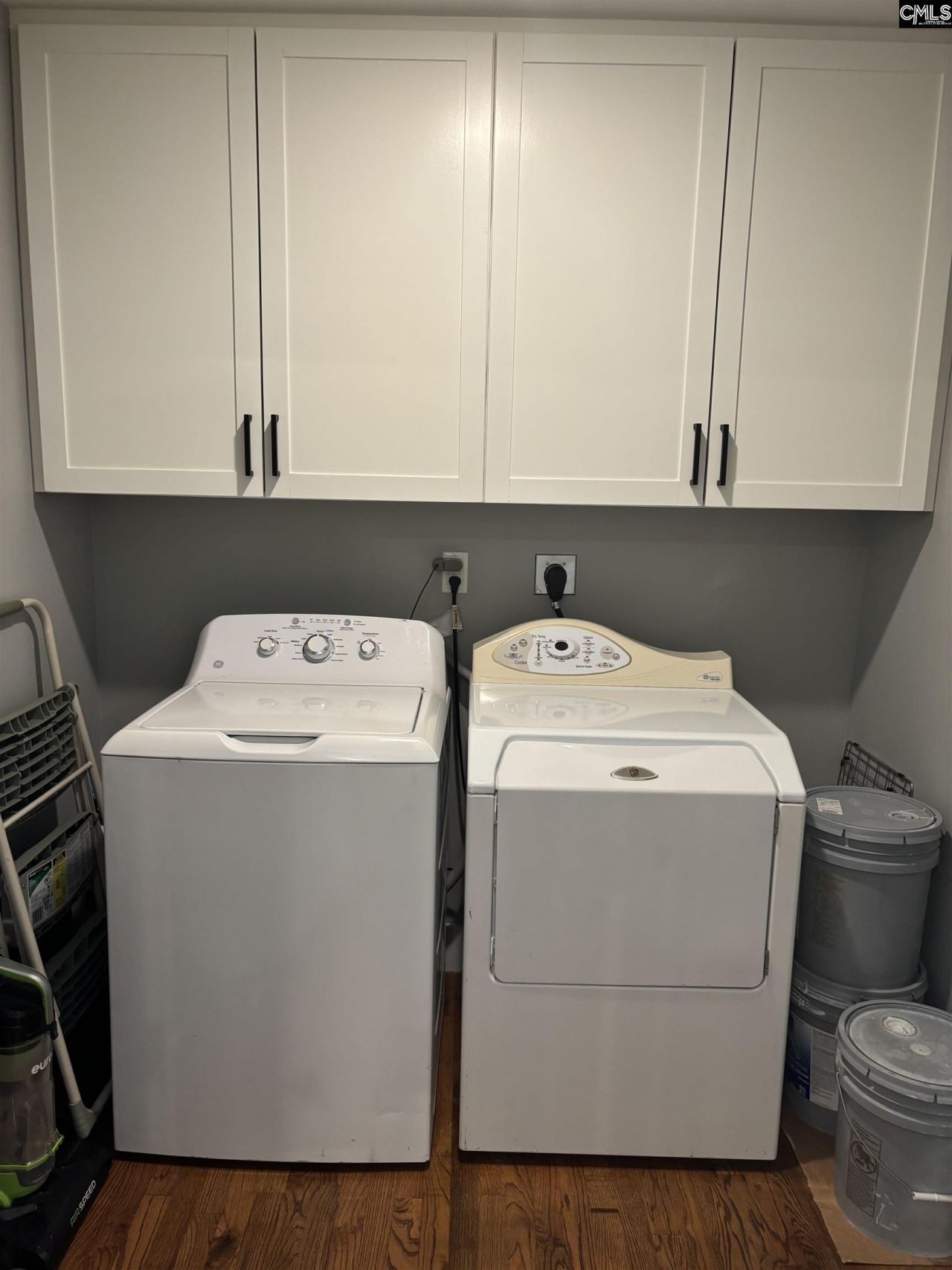 114 Emanuel Drive  Photo 9