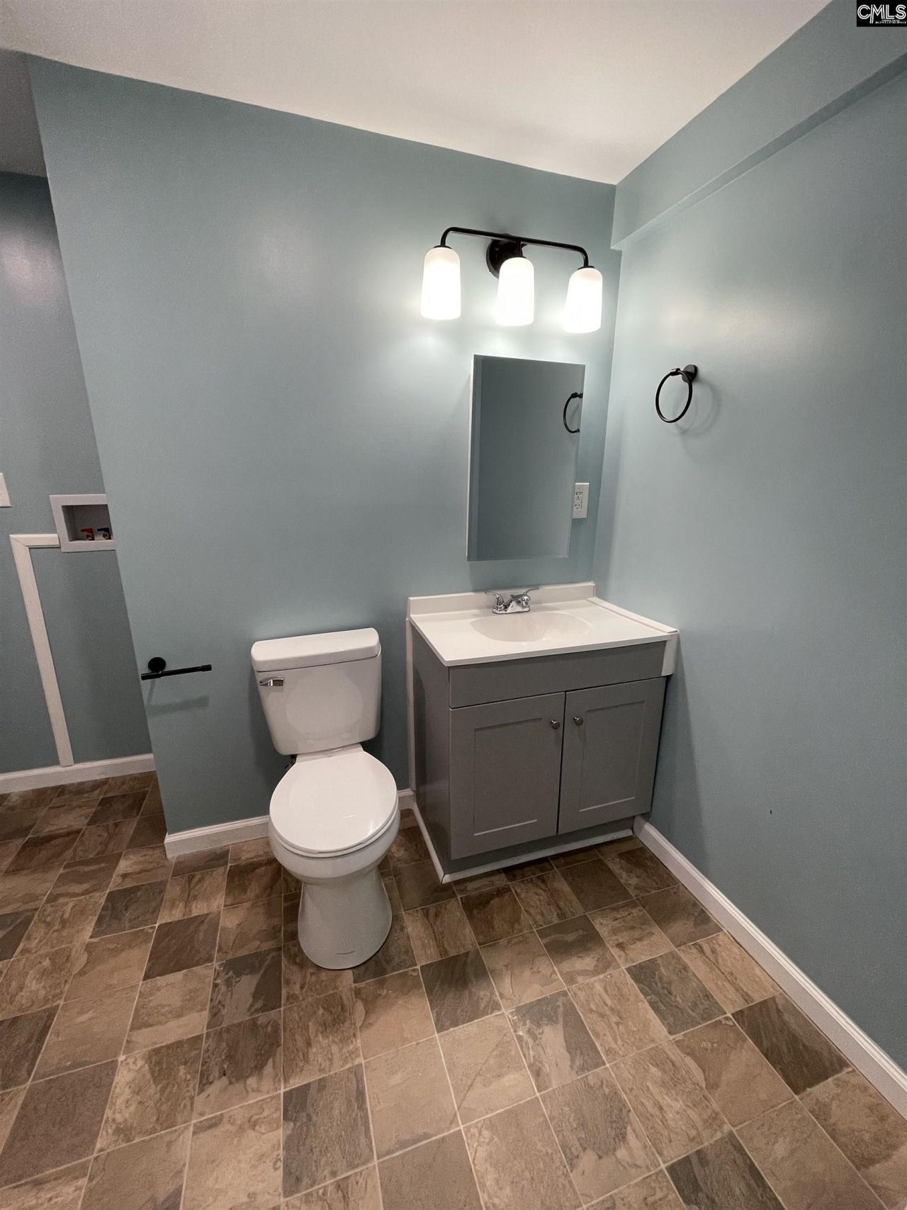 314 NE Union Street Photo 17