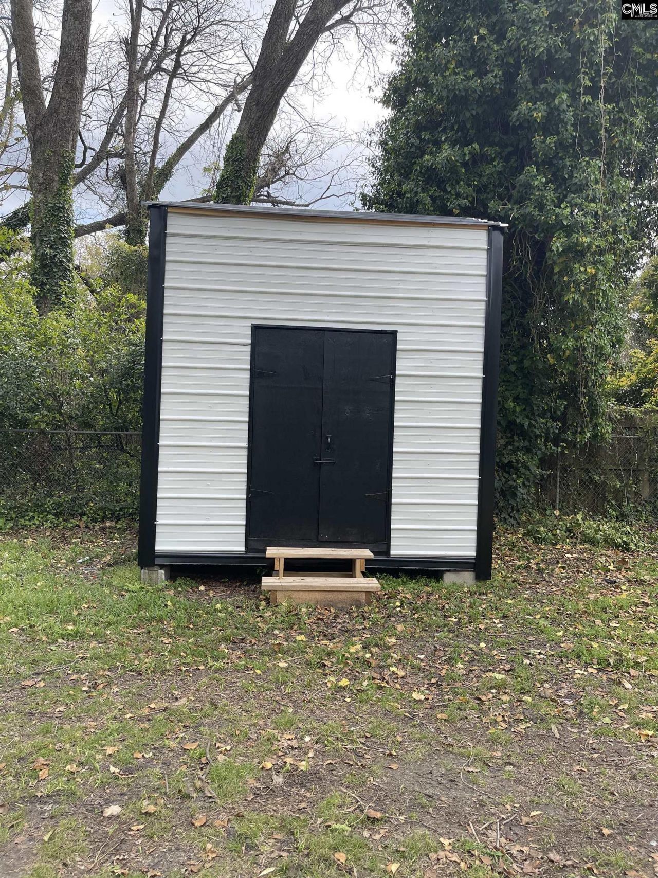 314 NE Union Street Photo 25