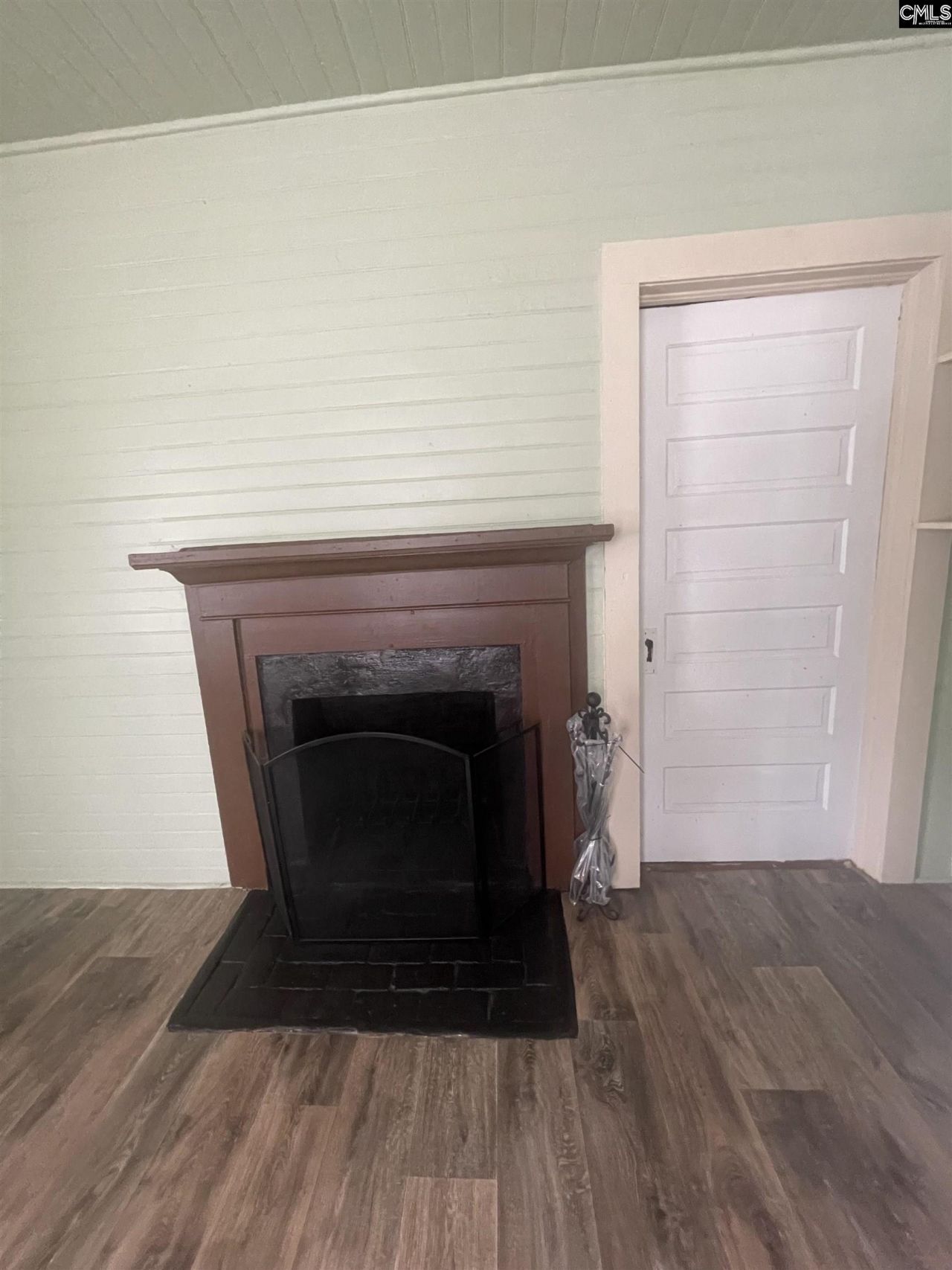 314 NE Union Street Photo 5