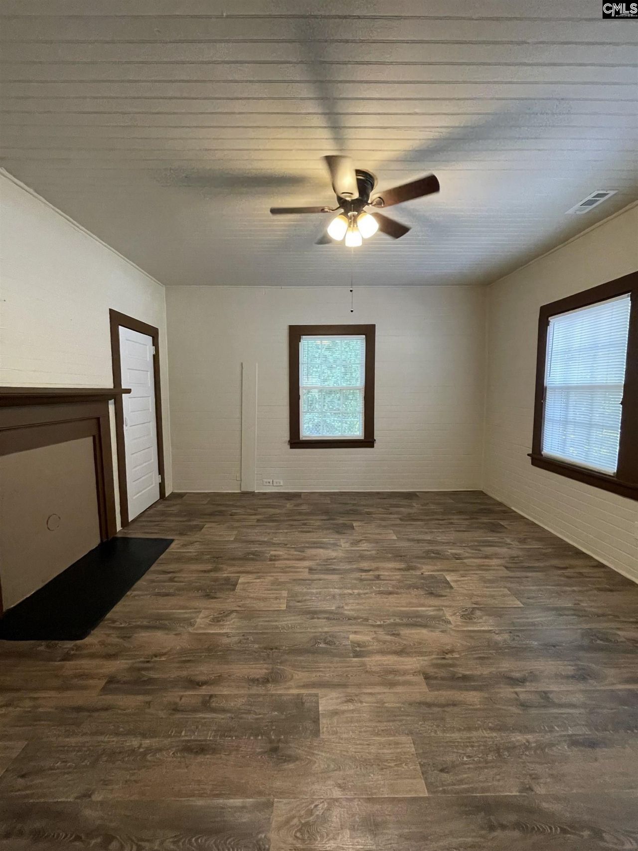 314 NE Union Street Photo 6