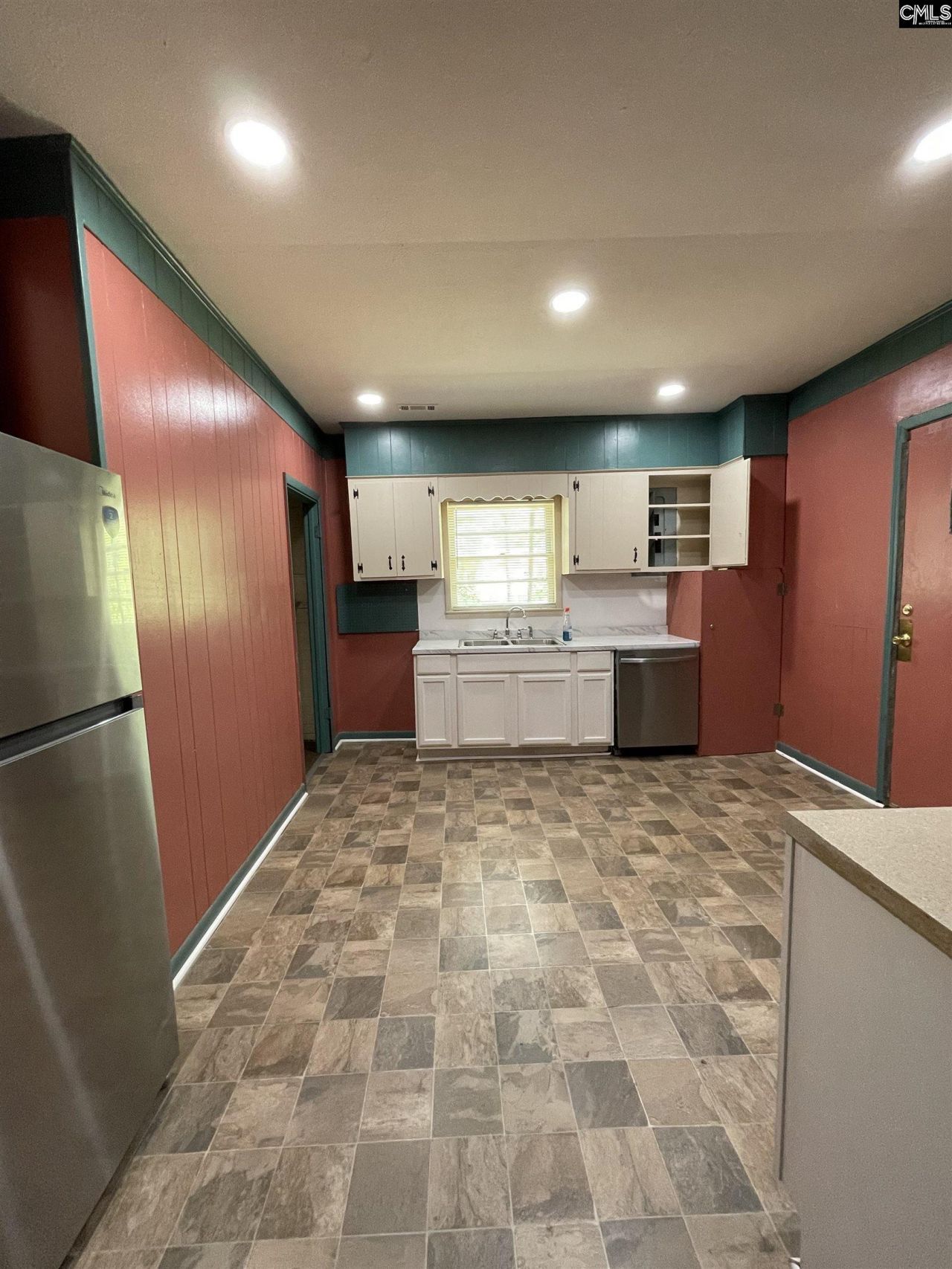 314 NE Union Street Photo 7