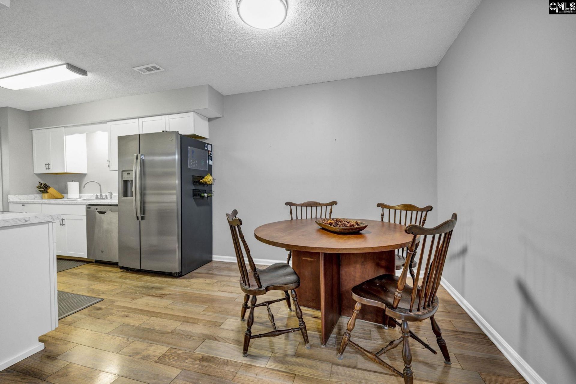 3921 Overbrook Drive  Photo 11