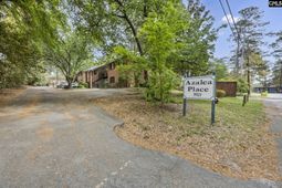 3921 Overbrook Drive  photo 4