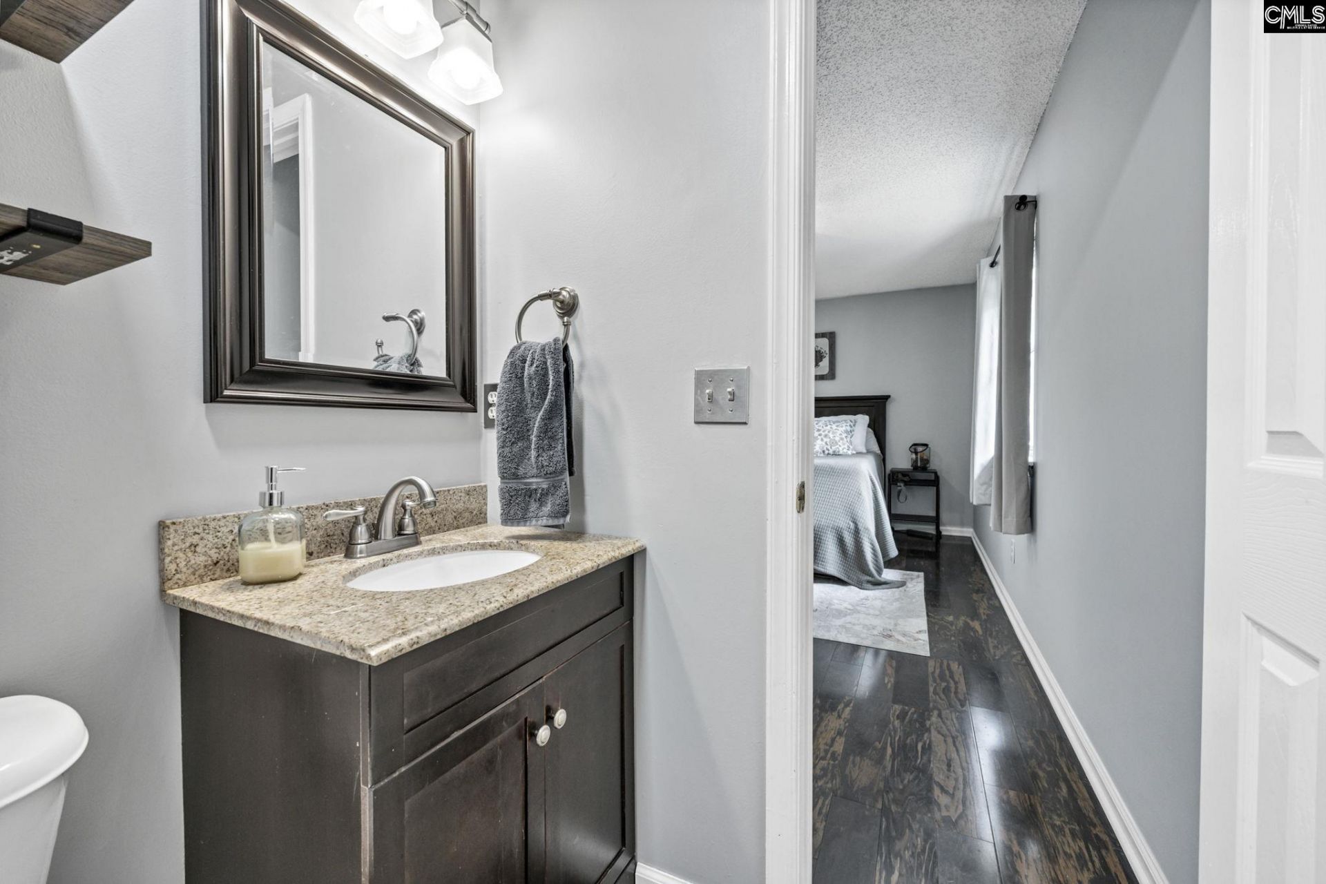 3921 Overbrook Drive  Photo 22