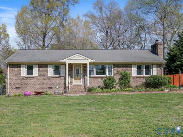 2831 Delfin Road , Midlothian, VA 23112