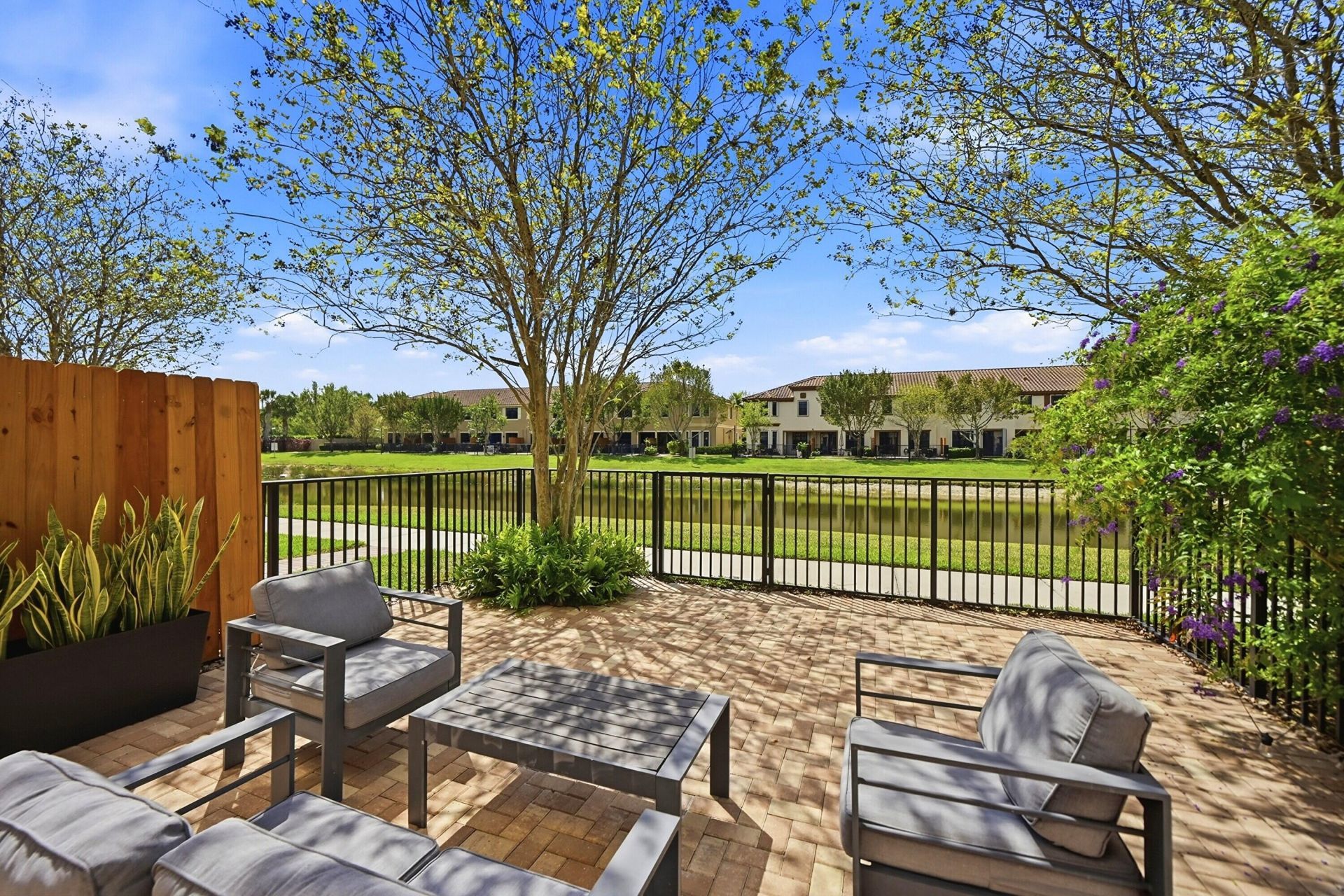 10415 Wellington Parc Drive, Wellington, FL 33449 Photo