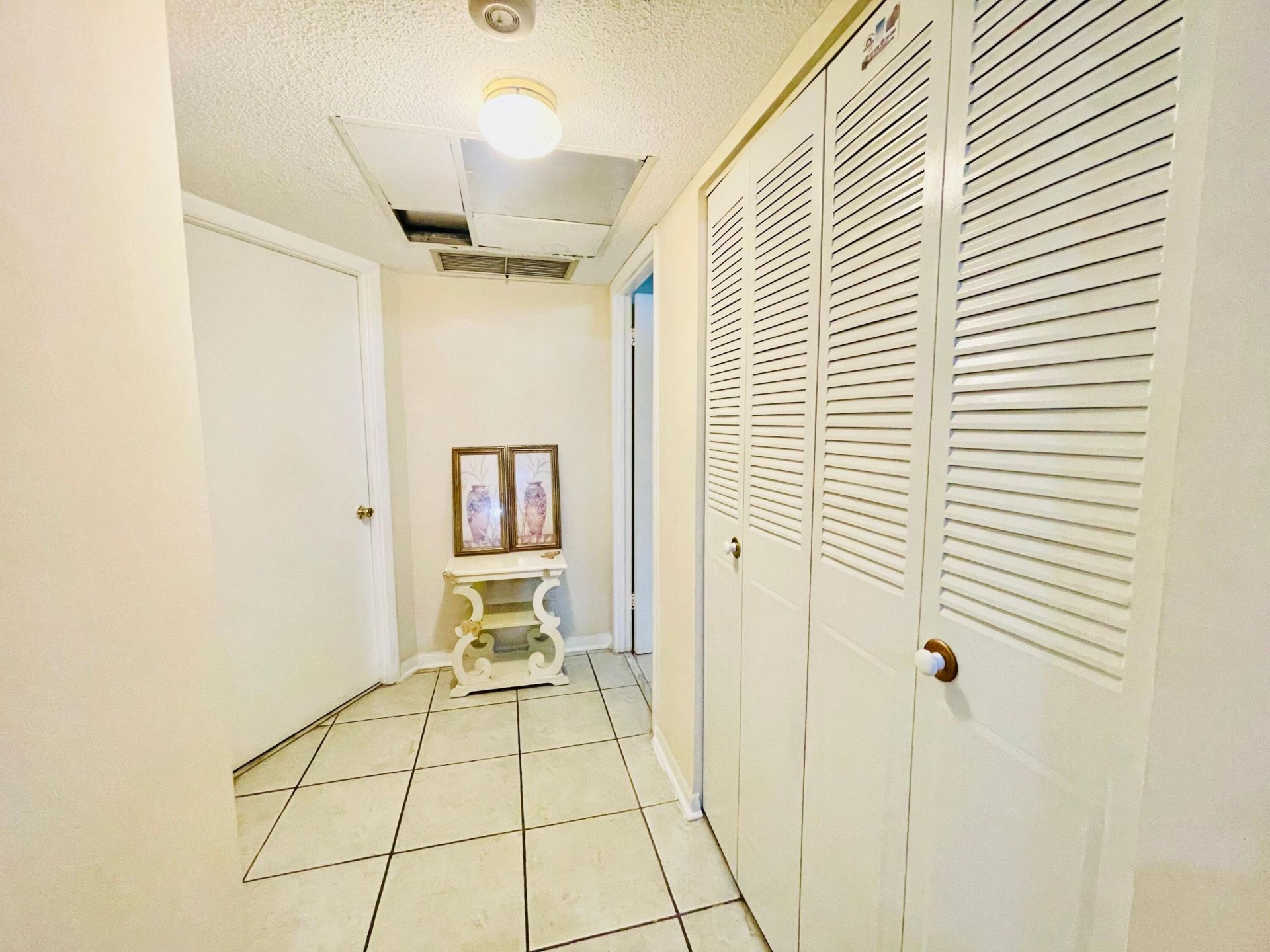 5051 W Oakland Park Boulevard W, Unit E212, Lauderdale Lakes, FL 33313 Photo
