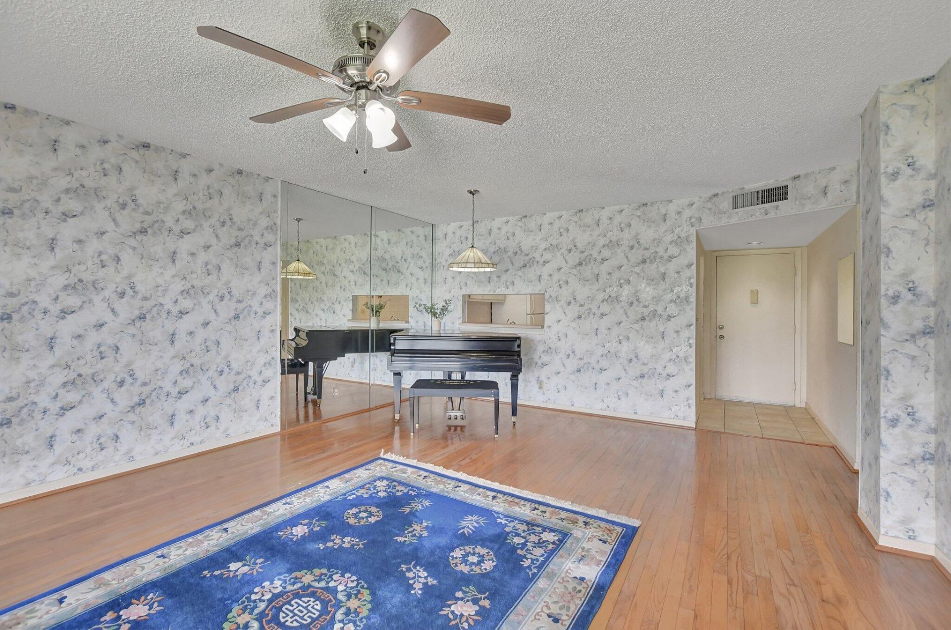 5340 Las Verdes Circle, Unit 208, Delray Beach, FL 33484 Photo