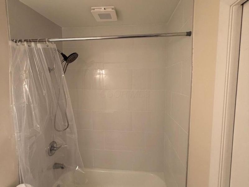 507 Virginia Circle W, Columbus, OH 43213 Photo 11