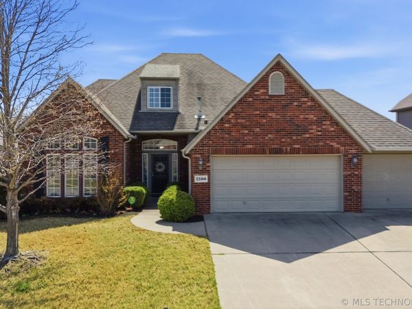 2104 W 119th Court S, Jenks, OK 74037
