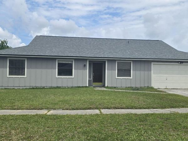 4727 SOUTHERN PACIFIC Drive, Jacksonville, FL 32257