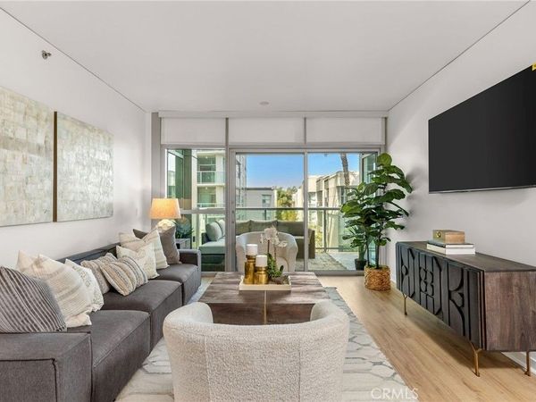 13650 Marina Pointe Drive, Unit 506, Marina Del Rey, CA 90292