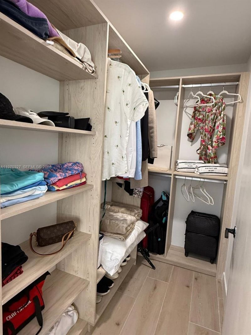 225 N Miami Ave , Unit 804, Miami, FL 33128 Photo