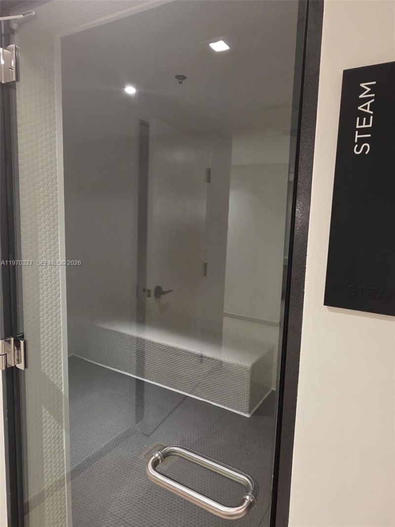 225 N Miami Ave , Unit 804, Miami, FL 33128 Photo