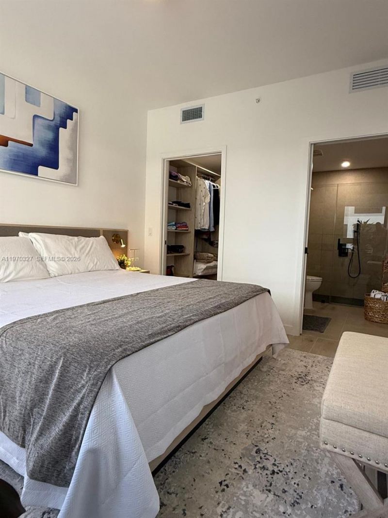 225 N Miami Ave , Unit 804, Miami, FL 33128 Photo