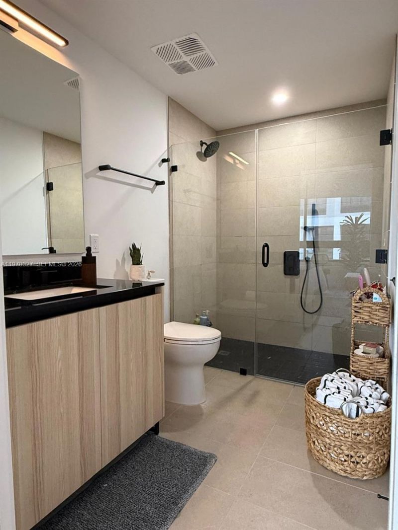 225 N Miami Ave , Unit 804, Miami, FL 33128 Photo