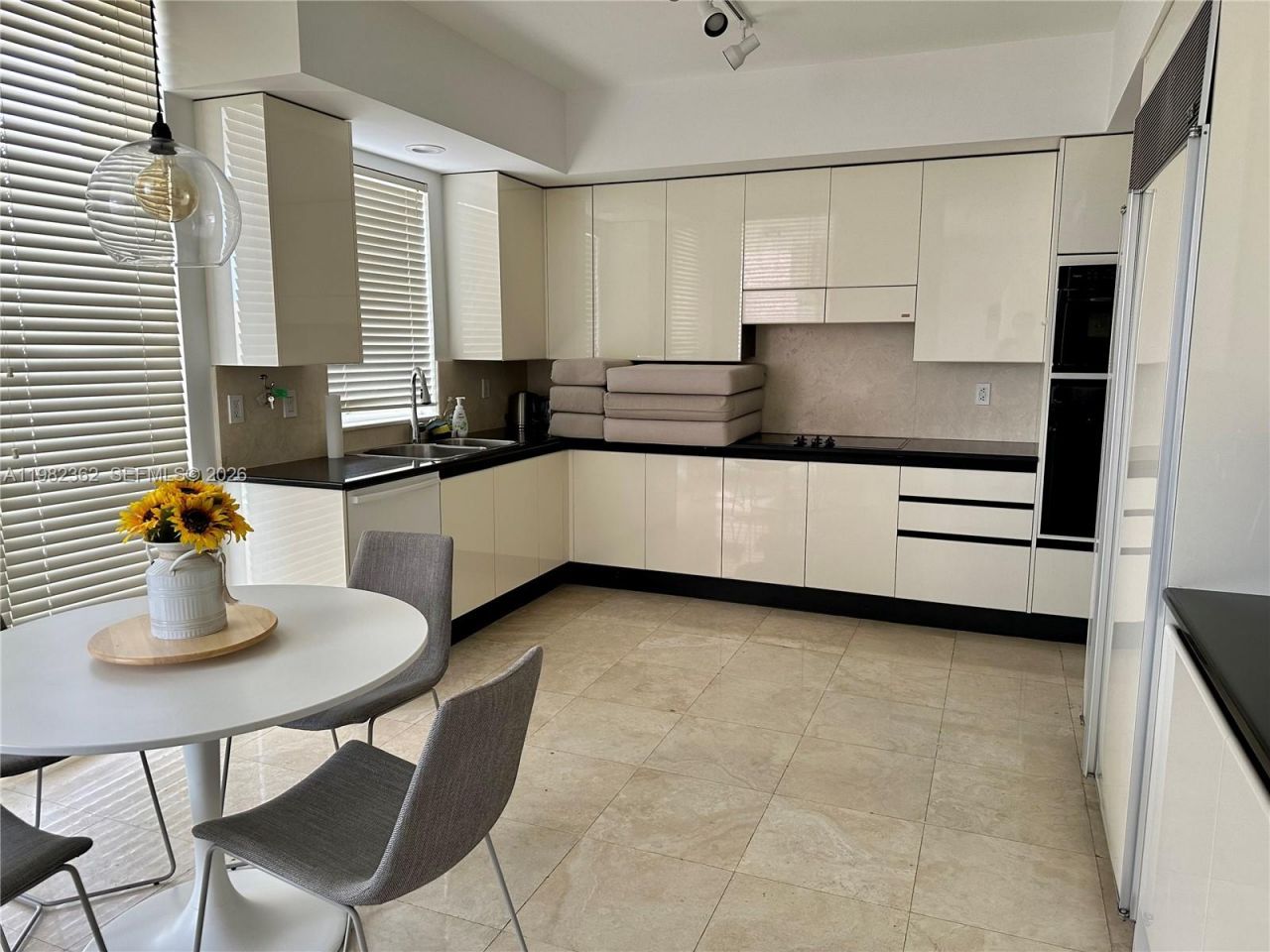 785 Crandon Blvd, Unit 803, Key Biscayne, FL 33149 Photo