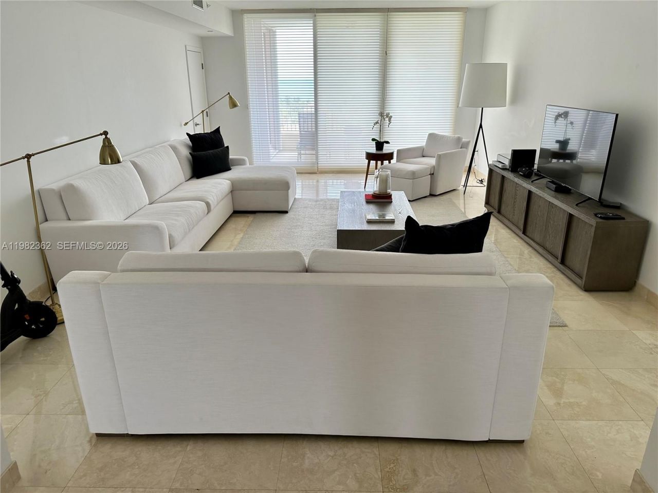 785 Crandon Blvd, Unit 803, Key Biscayne, FL 33149 Photo