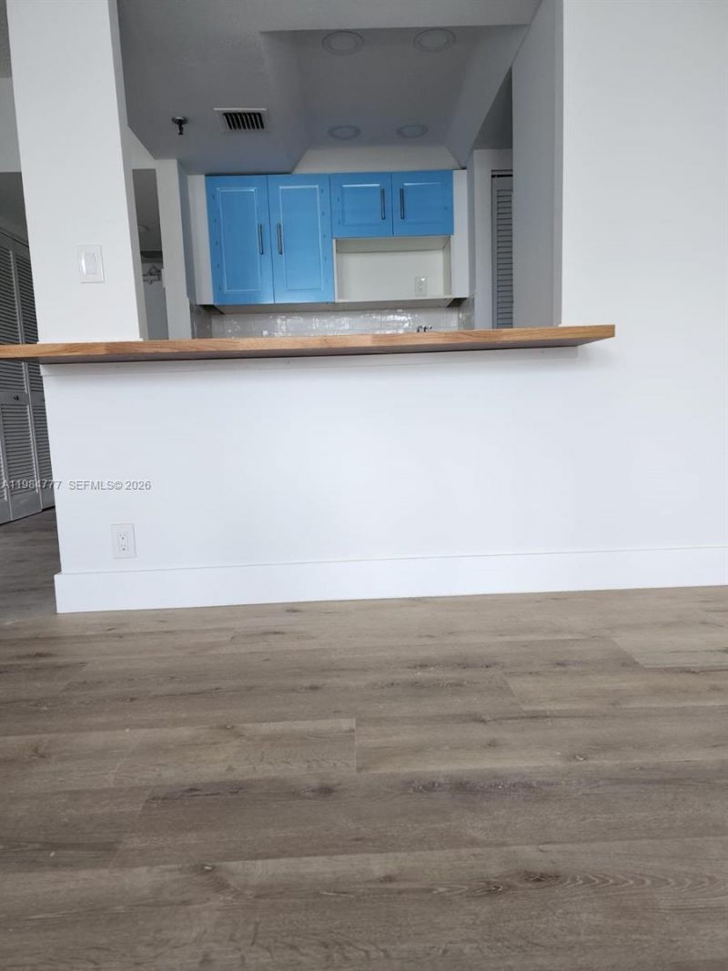 520 Brickell Key Dr, Unit A1517, Miami, FL 33131 Photo