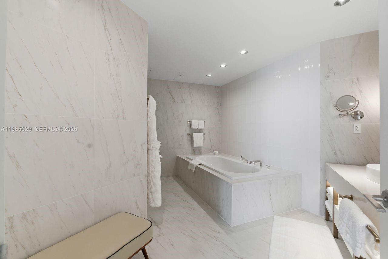 525 N Fort Lauderdale Beach Blvd , Unit 1509, Fort Lauderdale, FL 33304 Photo