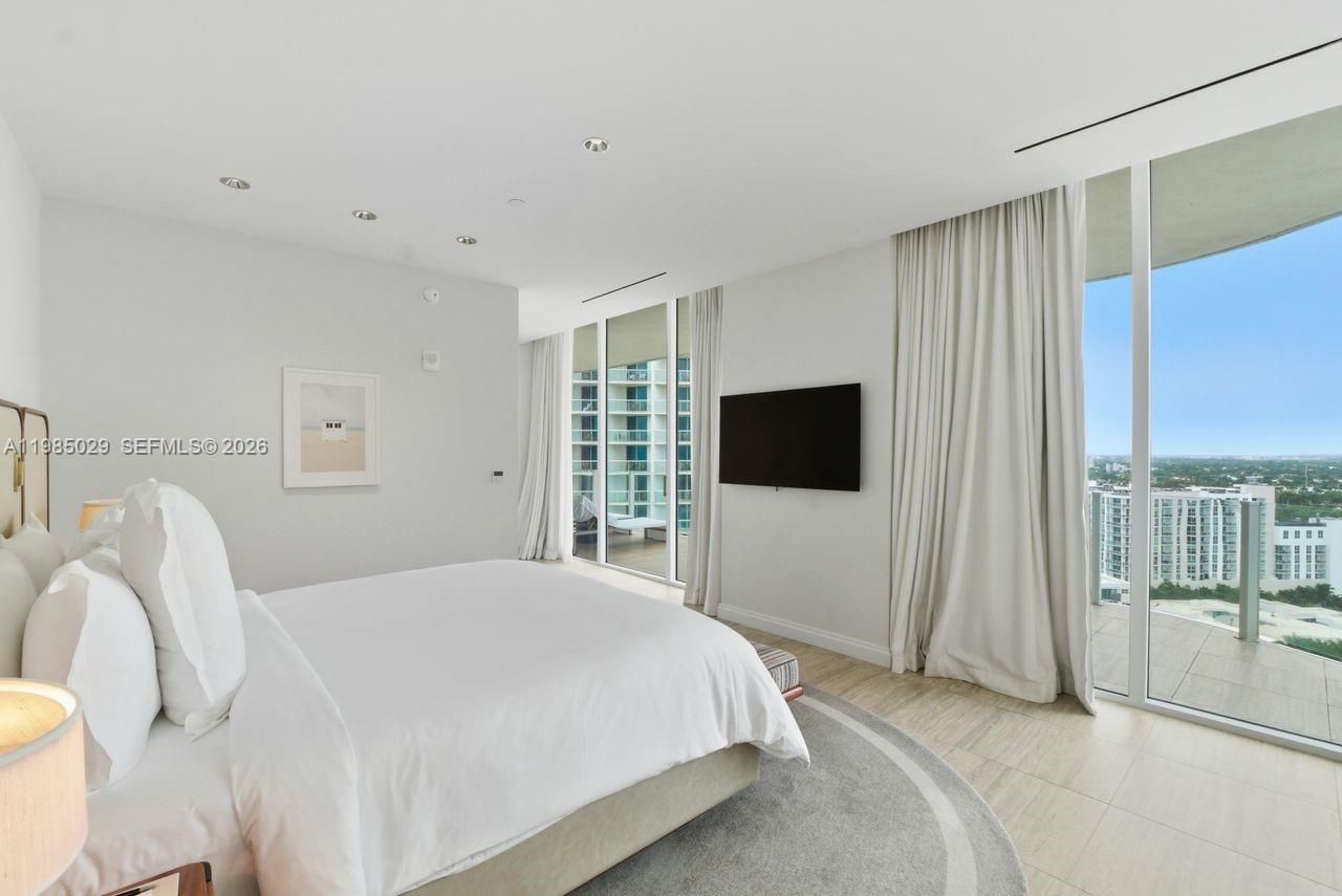 525 N Fort Lauderdale Beach Blvd , Unit 1509, Fort Lauderdale, FL 33304 Photo