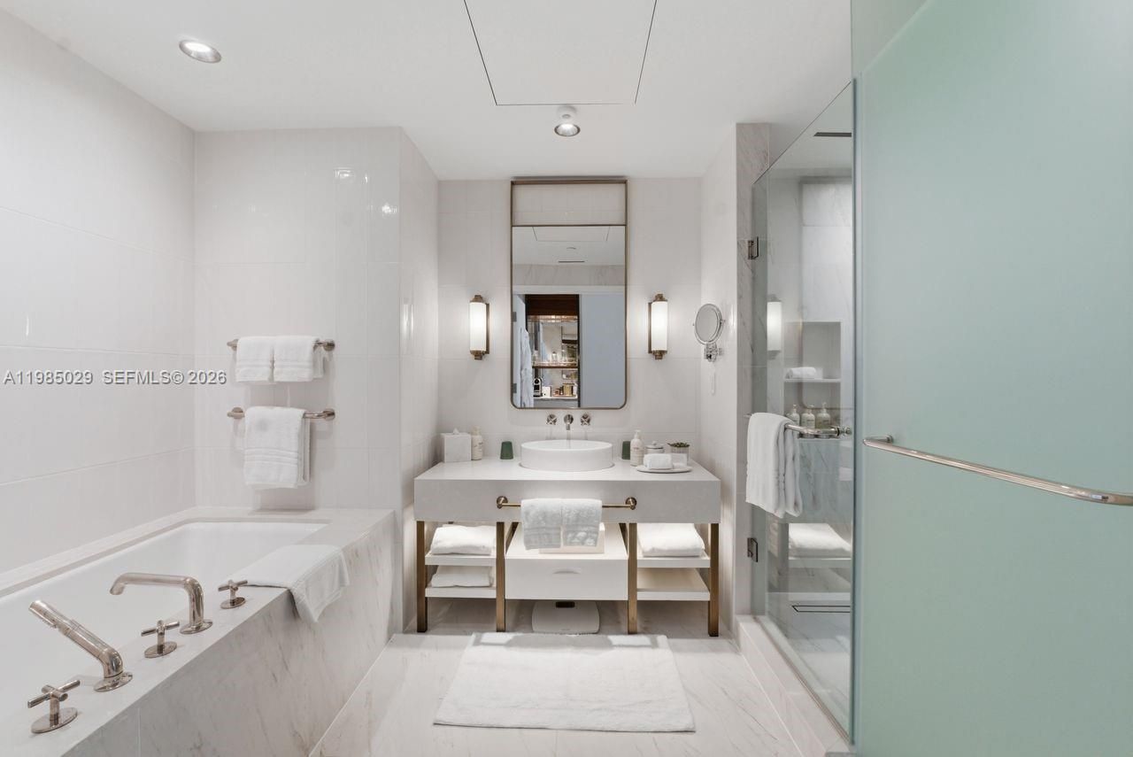 525 N Fort Lauderdale Beach Blvd , Unit 1509, Fort Lauderdale, FL 33304 Photo