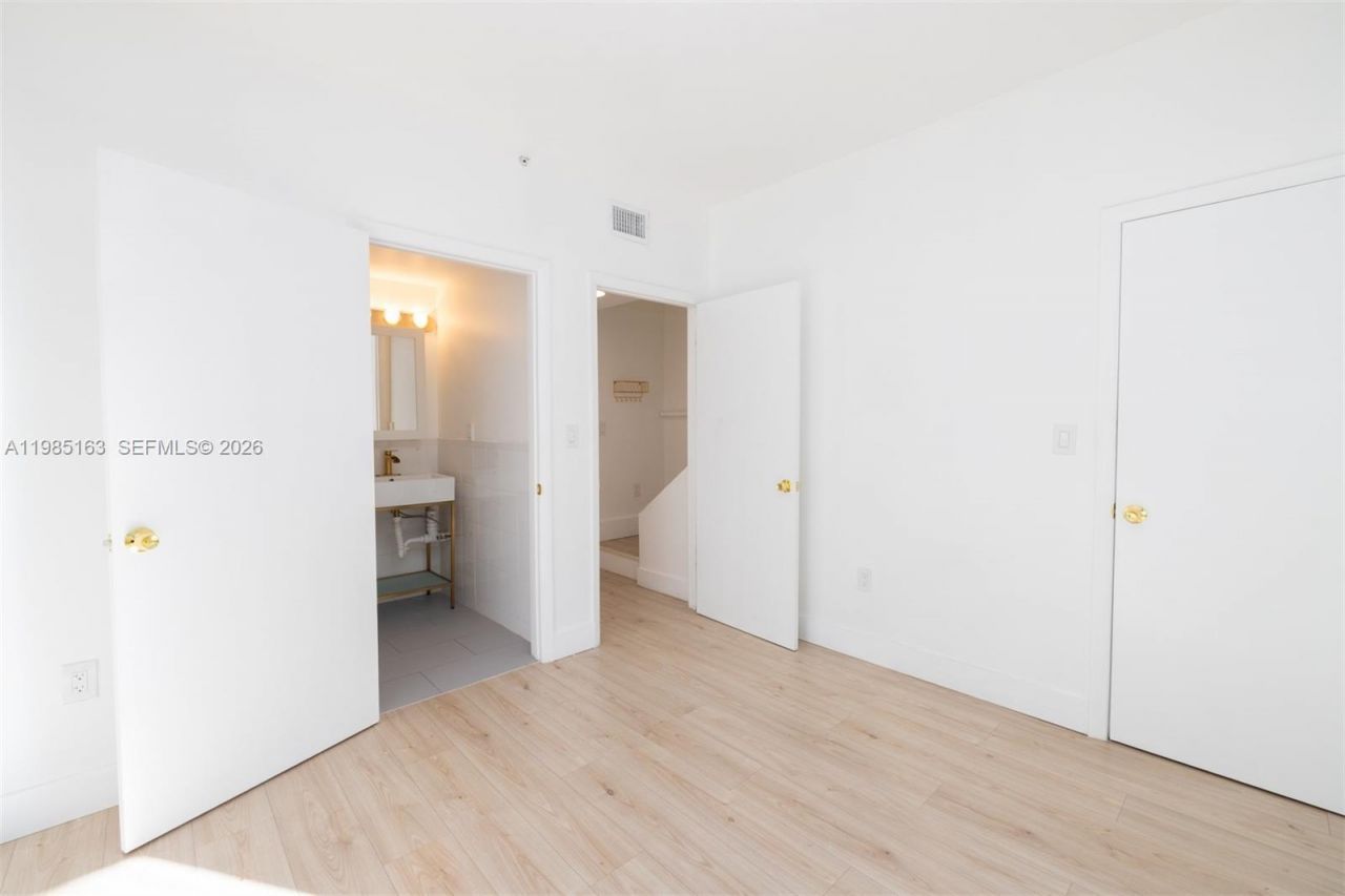 1611 SW 2nd Ct , Unit AA112, Miami, FL 33129 Photo