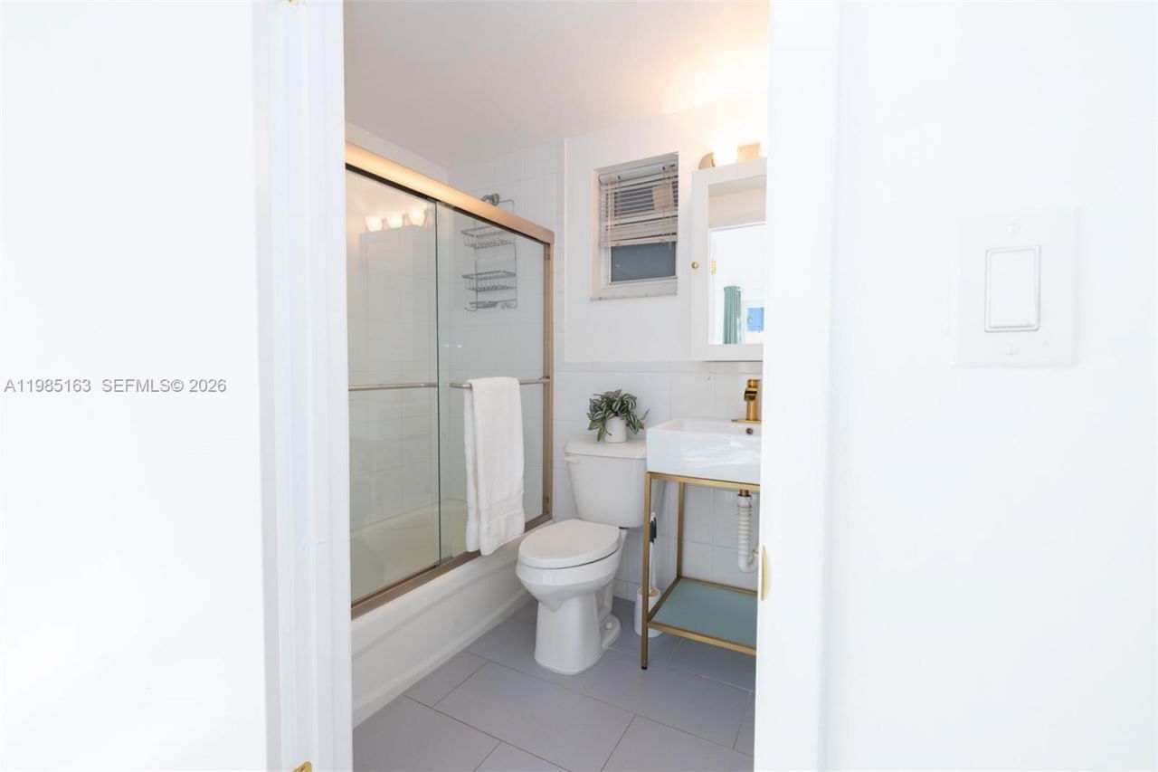 1611 SW 2nd Ct , Unit AA112, Miami, FL 33129 Photo