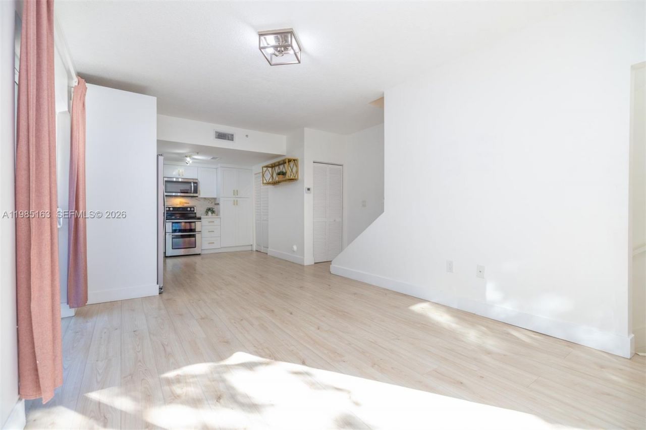 1611 SW 2nd Ct , Unit AA112, Miami, FL 33129 Photo