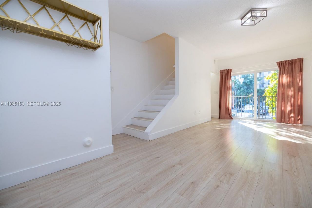 1611 SW 2nd Ct , Unit AA112, Miami, FL 33129 Photo