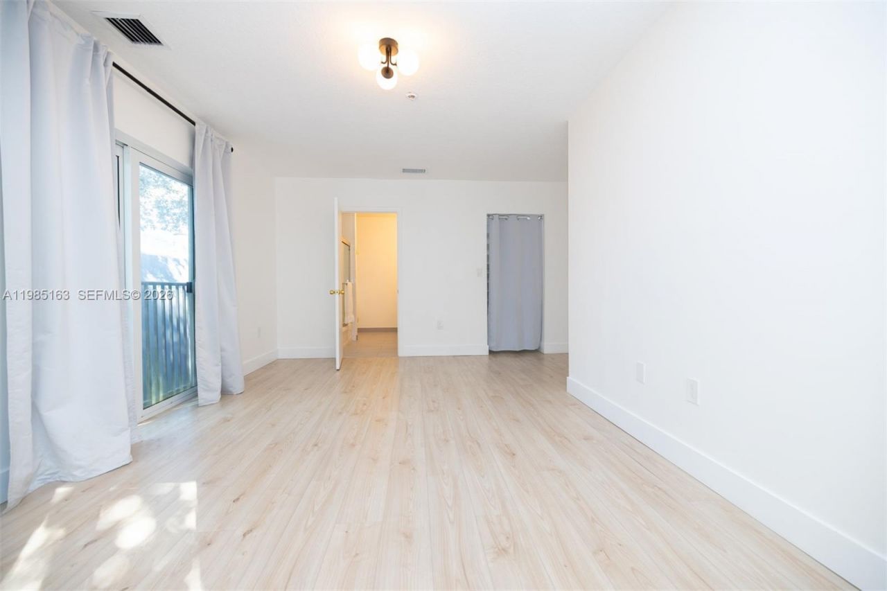 1611 SW 2nd Ct , Unit AA112, Miami, FL 33129 Photo