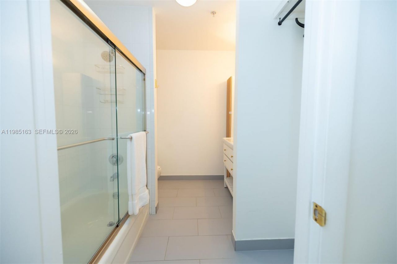 1611 SW 2nd Ct , Unit AA112, Miami, FL 33129 Photo