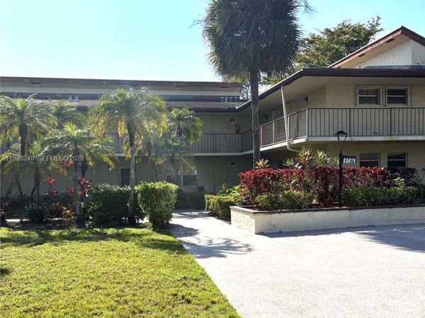 8791 Holly Ct , Unit 103, Tamarac, FL 33321