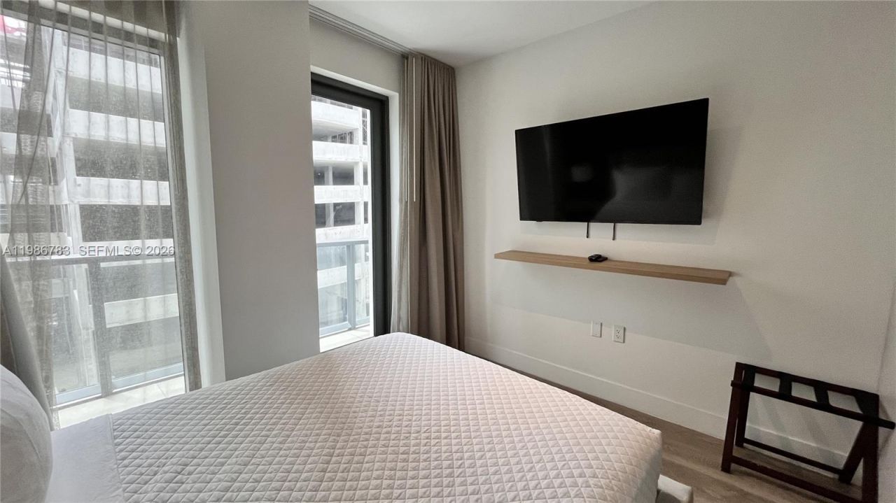 229 SW 9th St, Unit 307, Miami, FL 33130 Photo