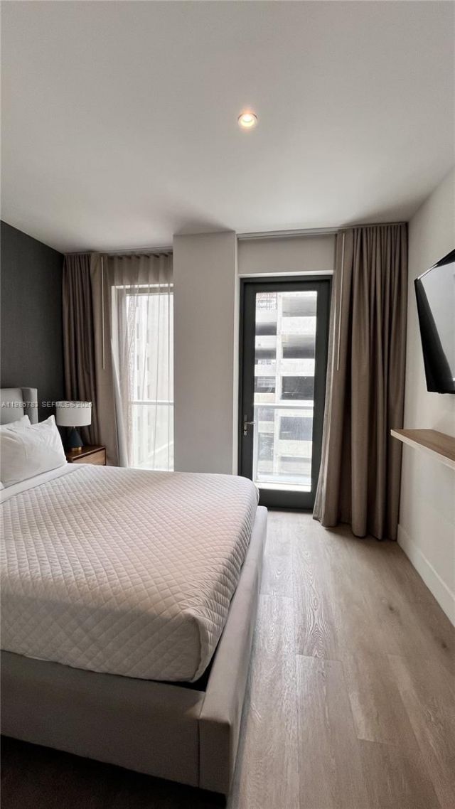 229 SW 9th St, Unit 307, Miami, FL 33130 Photo