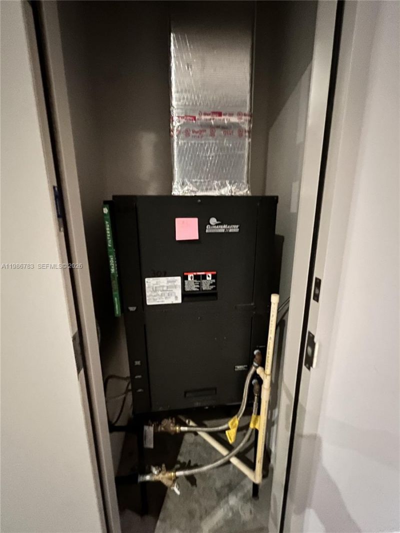 229 SW 9th St, Unit 307, Miami, FL 33130 Photo