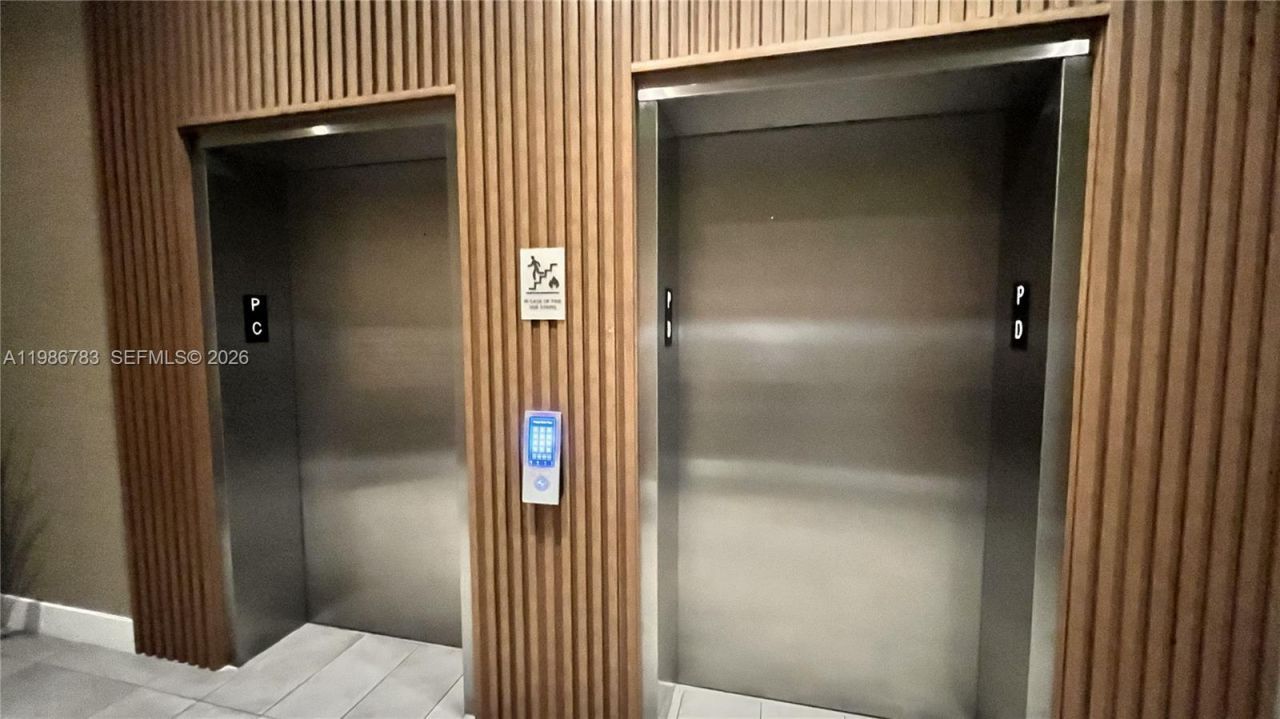 229 SW 9th St, Unit 307, Miami, FL 33130 Photo