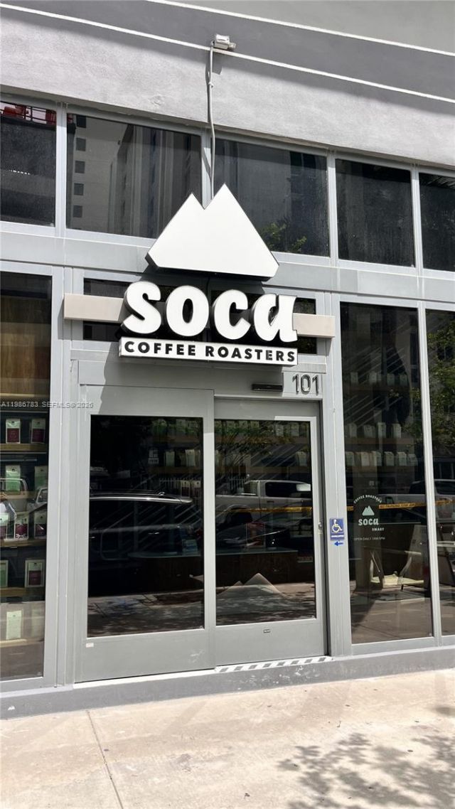 229 SW 9th St, Unit 307, Miami, FL 33130 Photo