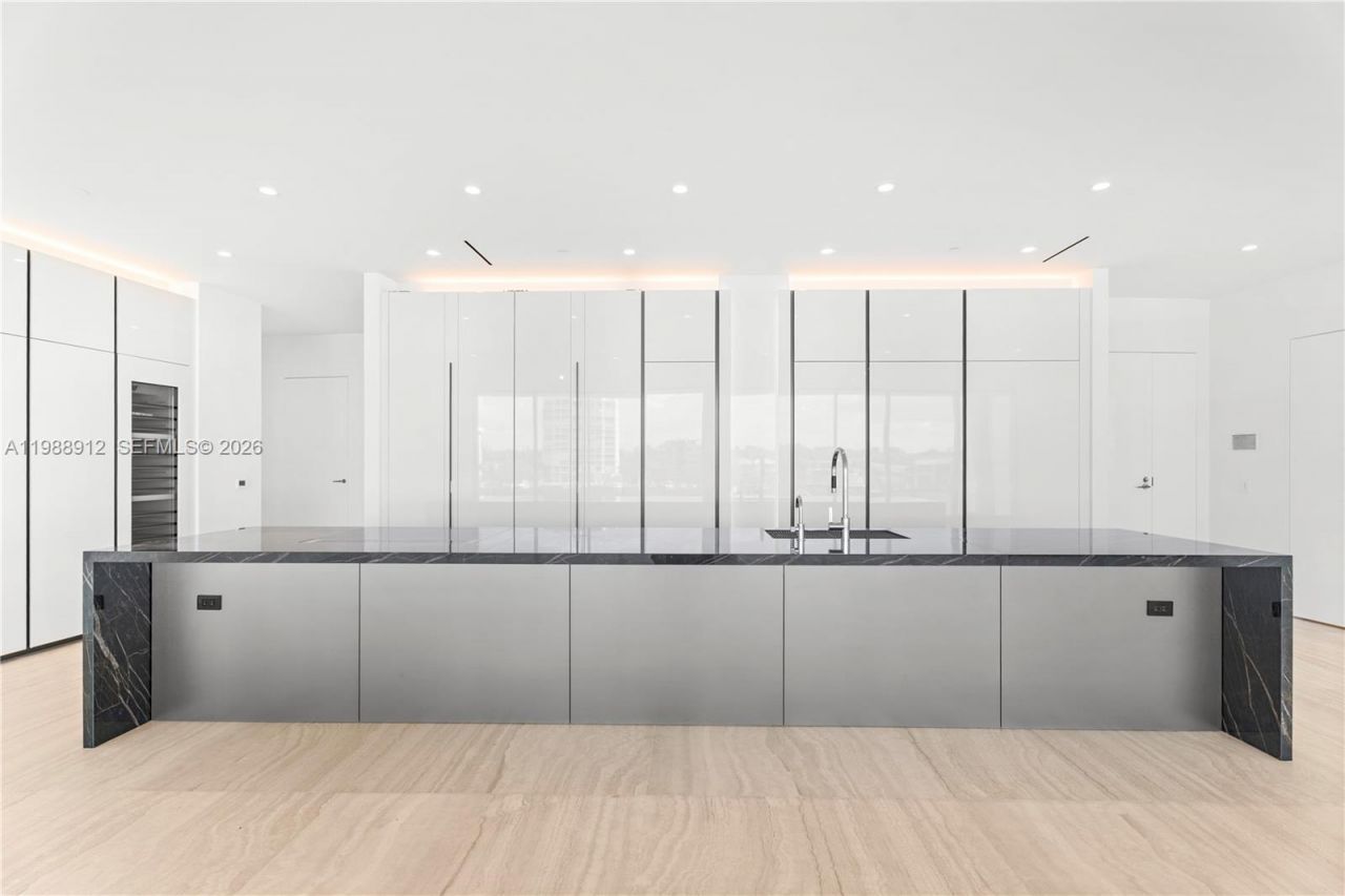 5 Grove Isle Dr , Unit S303, Coconut Grove, FL 33133 Photo