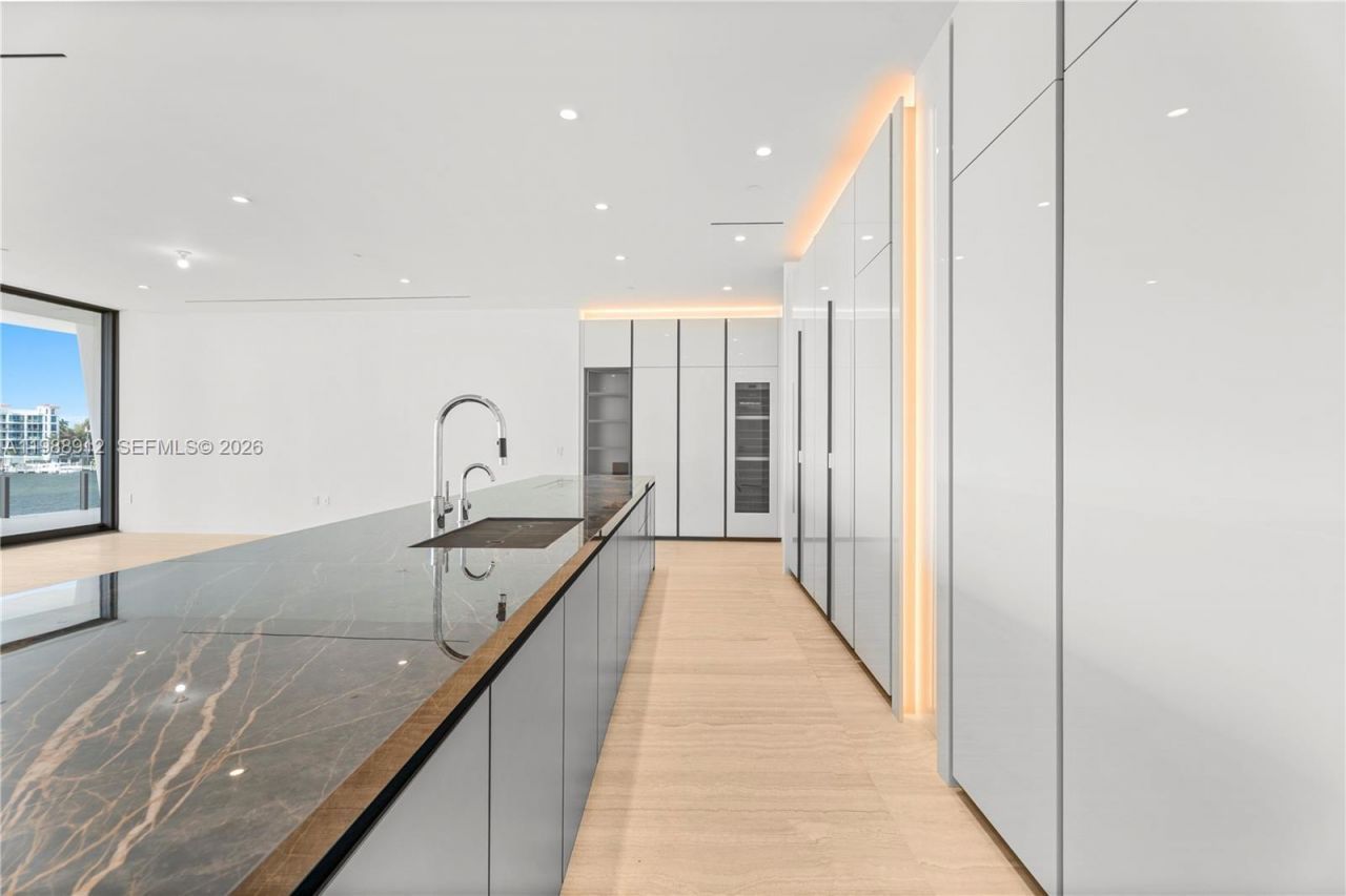 5 Grove Isle Dr , Unit S303, Coconut Grove, FL 33133 Photo