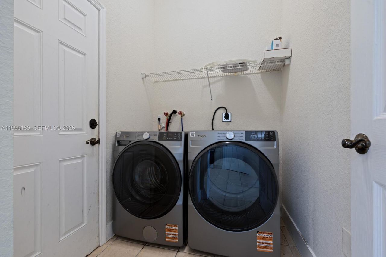 1947 SE 24th Ter, Homestead, FL 33035 Photo