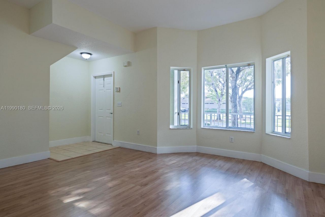 1947 SE 24th Ter, Homestead, FL 33035 Photo