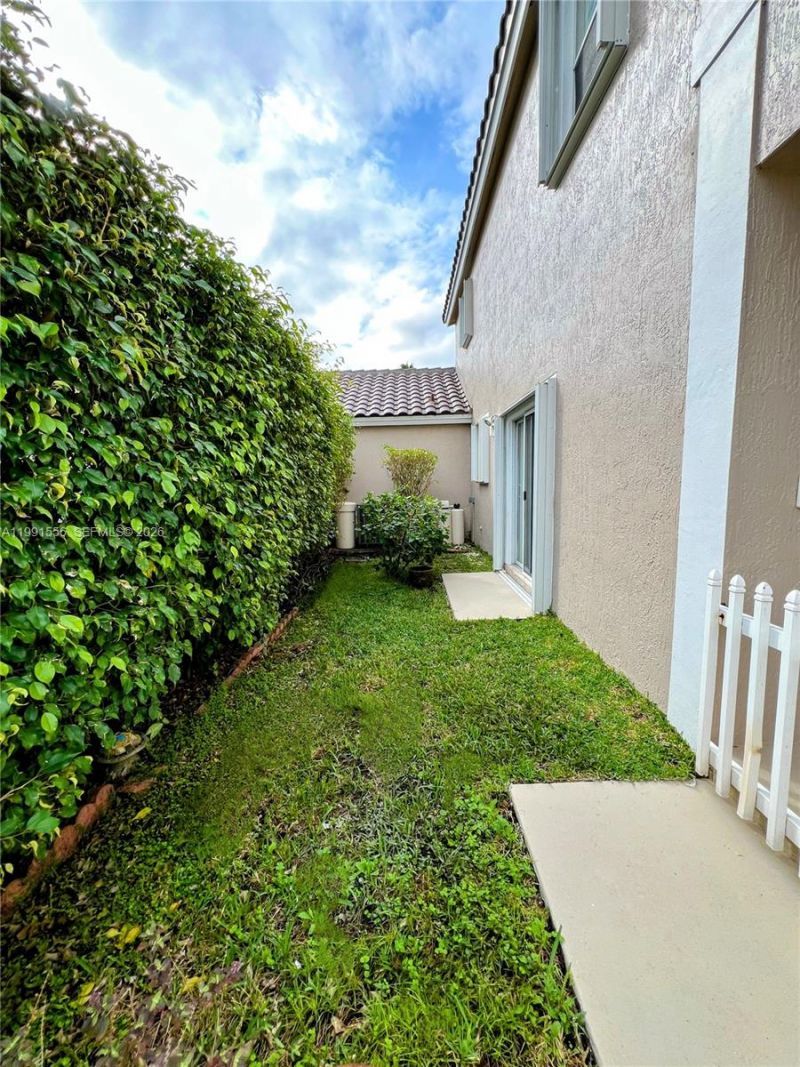 10560 NW 57th Ct , Coral Springs, FL 33076 Photo